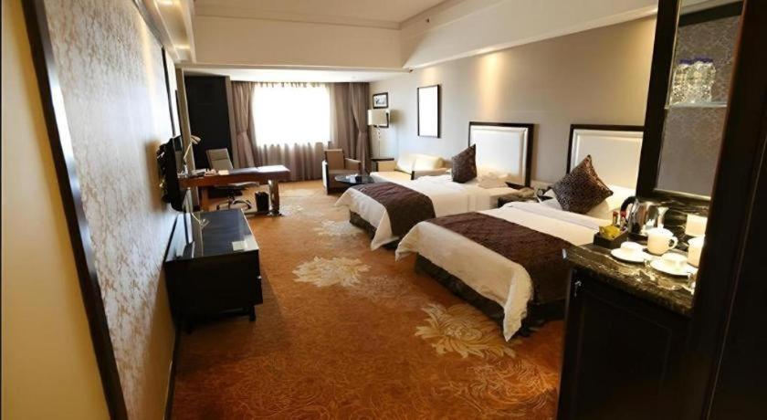 Country Garden Phoenix Hotel שניאנג מראה חיצוני תמונה