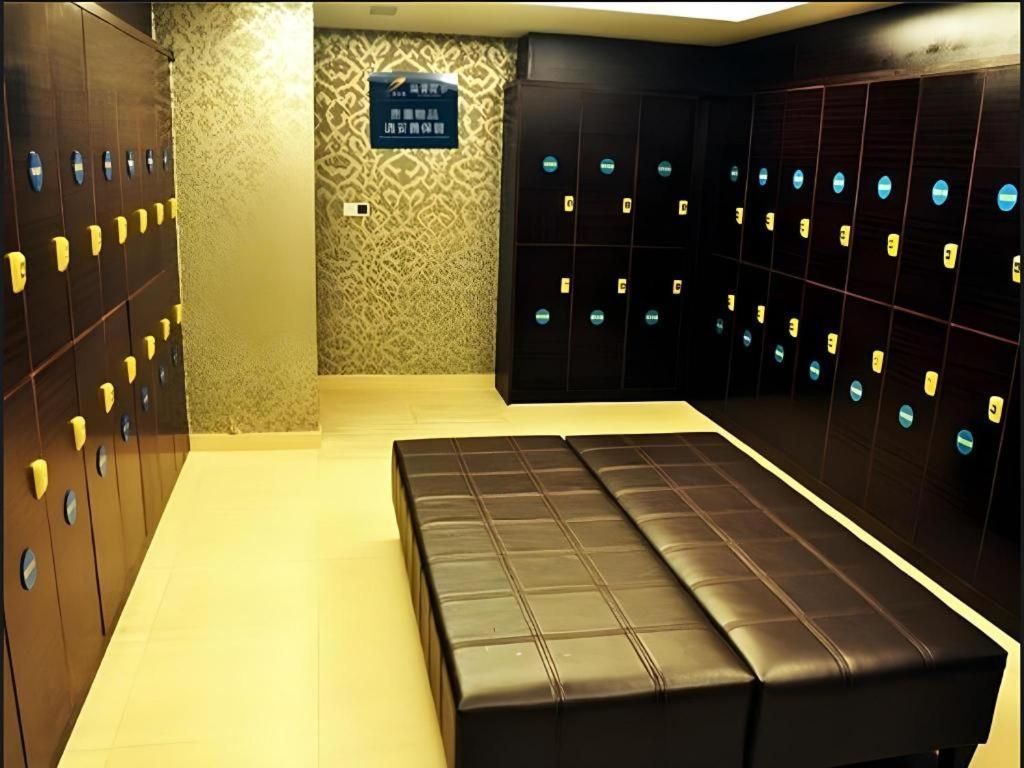Country Garden Phoenix Hotel שניאנג מראה חיצוני תמונה